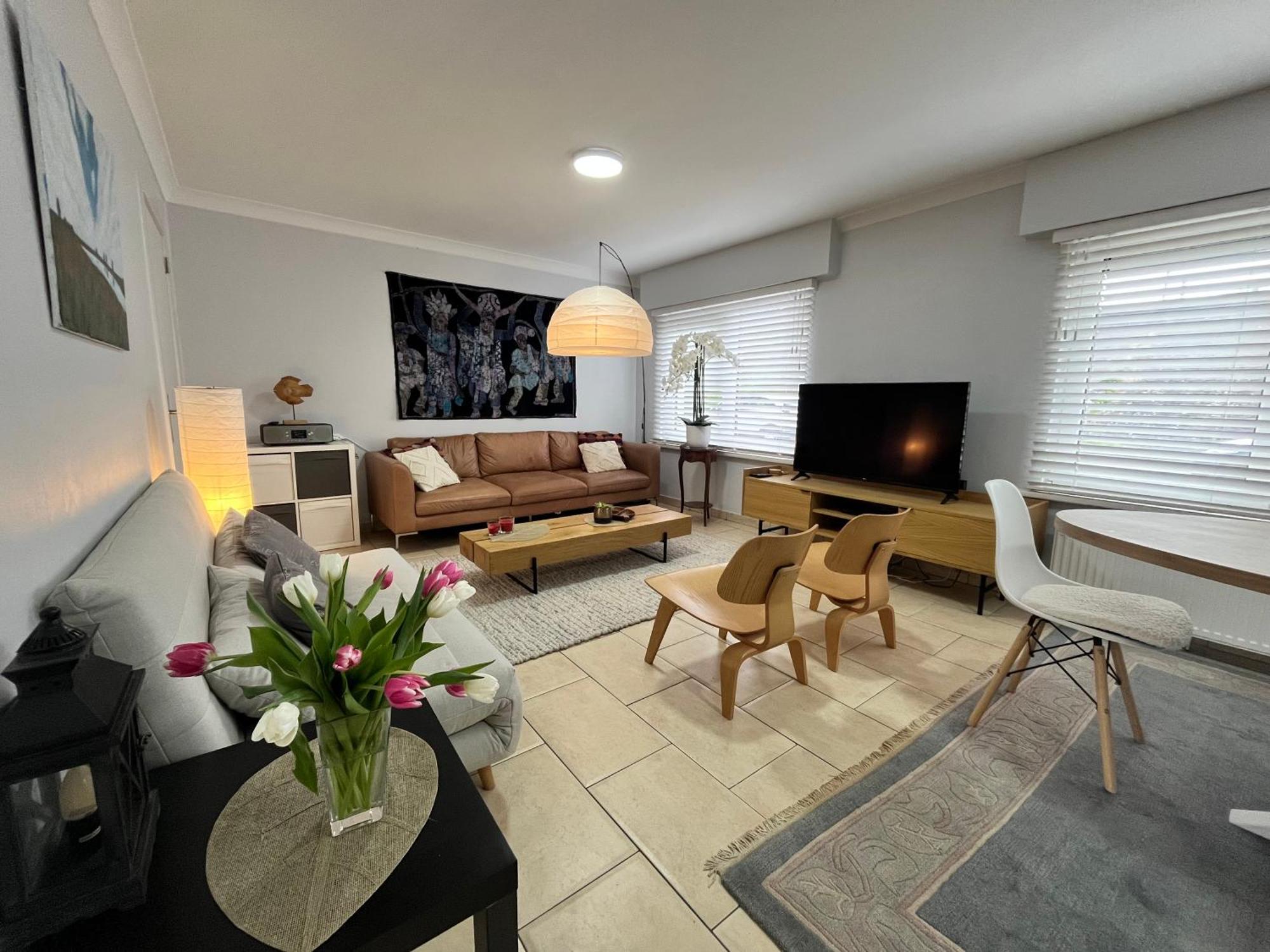 'broker' - Amazing 2 Bedroom Near The Beach Appartement